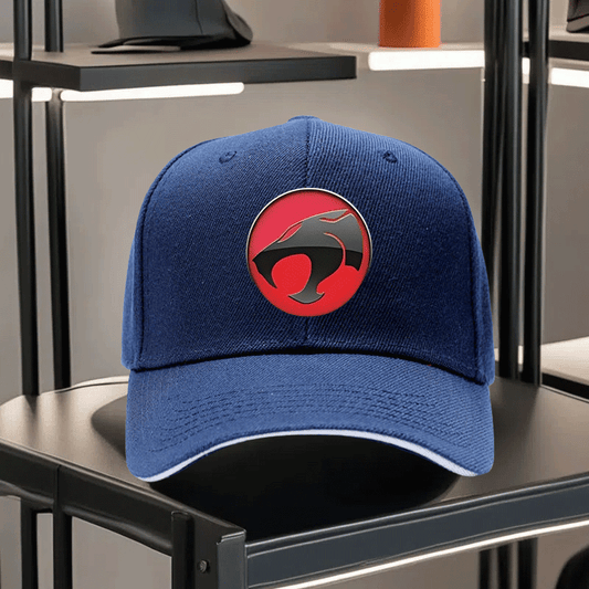 Gorra Thundercats Retro – Negra con Diseño Rojo y Blanco